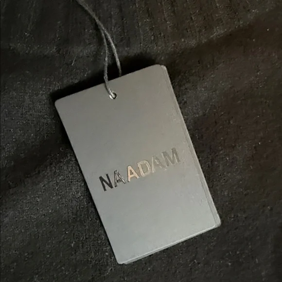 NAADAM Women's Sweater - Picture 5 of 6